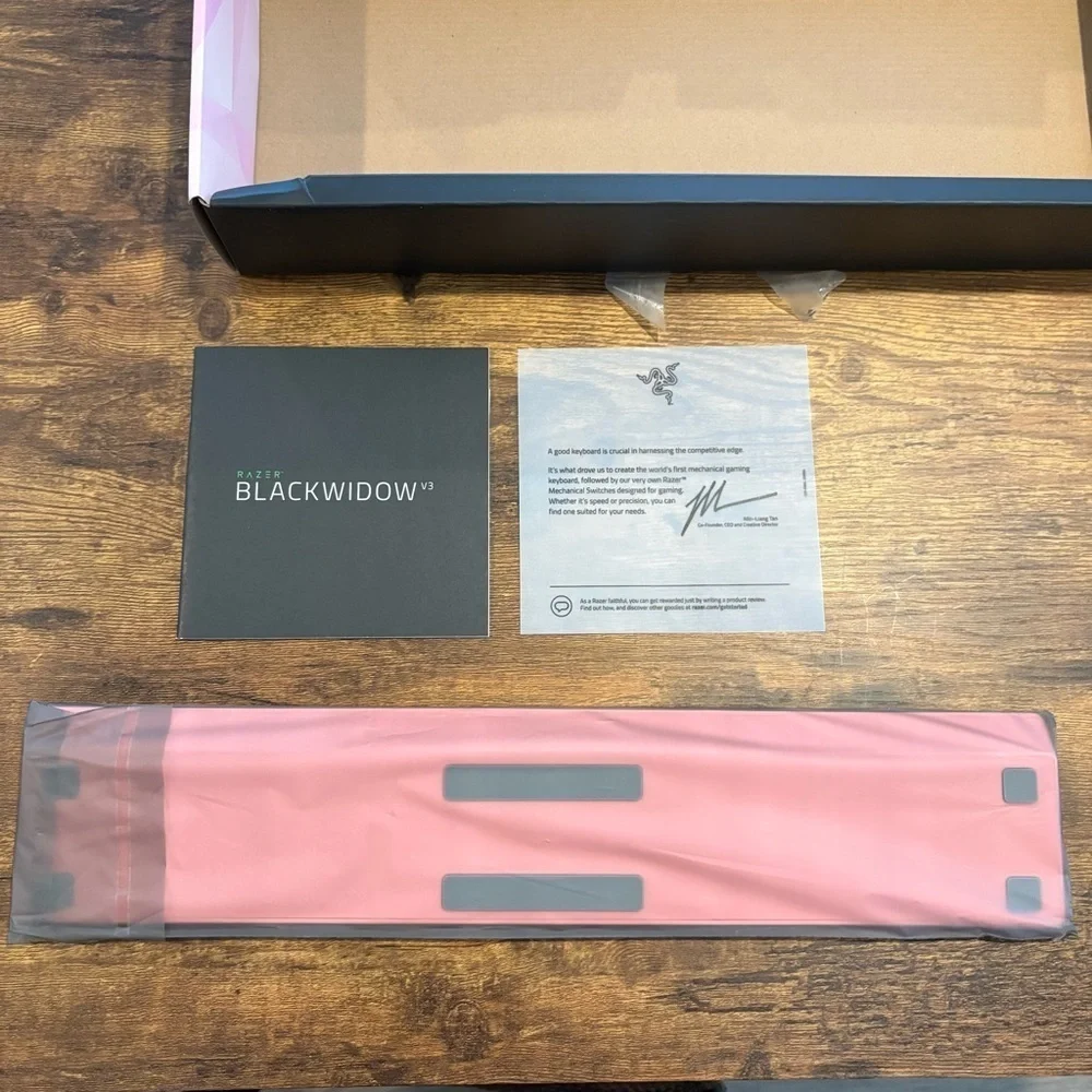 Razer BlackWidow V3 Quartz Keyboard with RGB Lighting